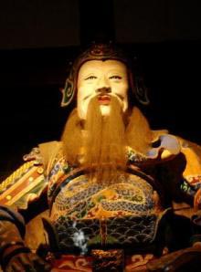 向宠：三国时期蜀汉将领，具有谦和公允的性格品行
